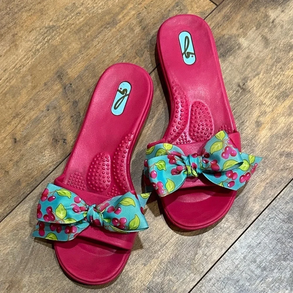 OKA b. “Twiggy” Slide Sandals, Size S (5-6)